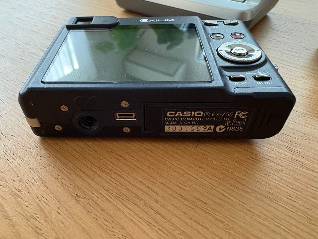 カシオ　コンパクトデジタルカメラEXILIM EX-Z55