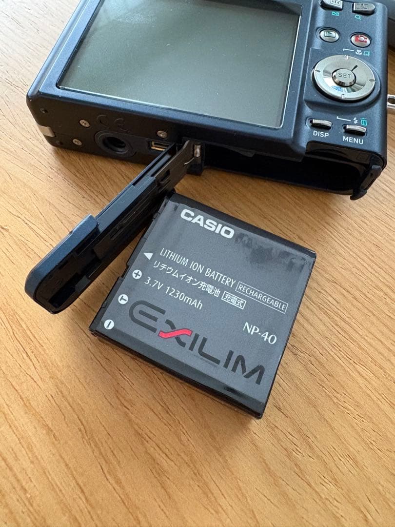 カシオ　コンパクトデジタルカメラEXILIM EX-Z55