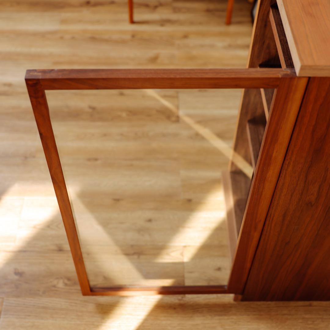 無印良品木製キャビネットガラス扉スリムウォールナット材突板2/2磯野タマさま専用