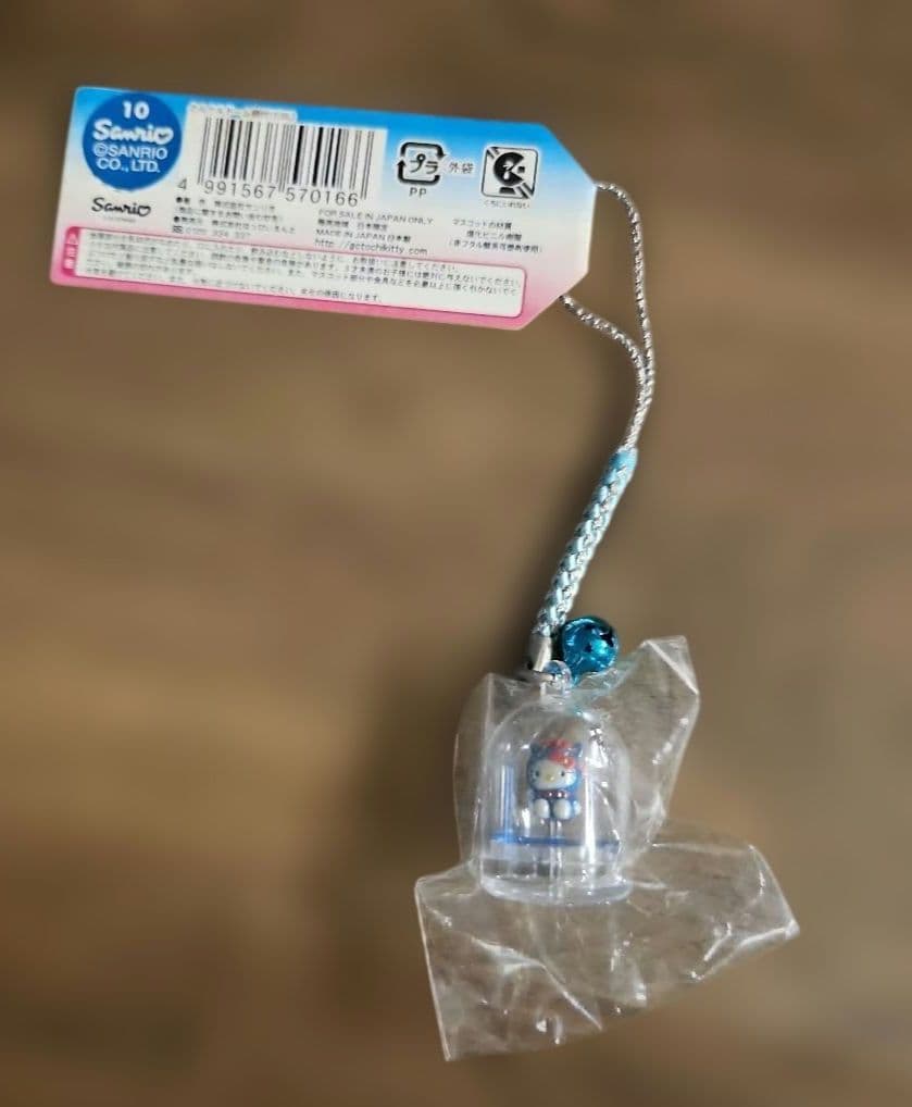 ハローキティ HELLO KITTY キティ 根付け　シーサー ストラップ 沖縄
