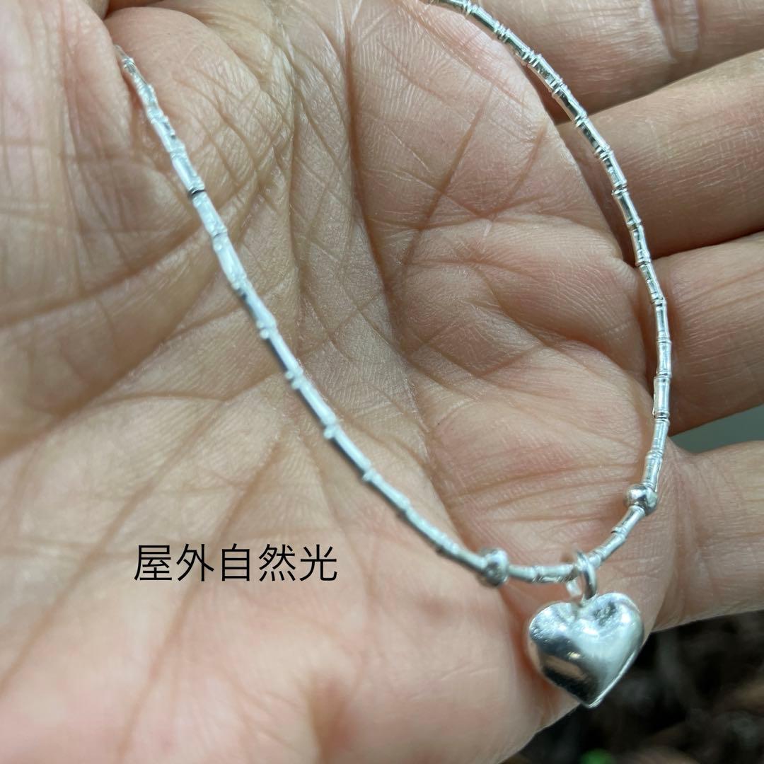 カレンシルバー　シンプルなハートトップ・ネックレス