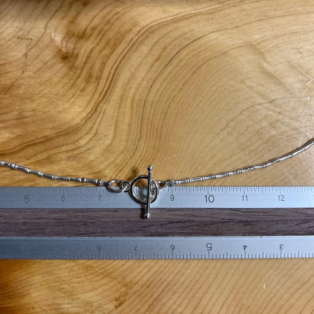 カレンシルバー　シンプルなハートトップ・ネックレス