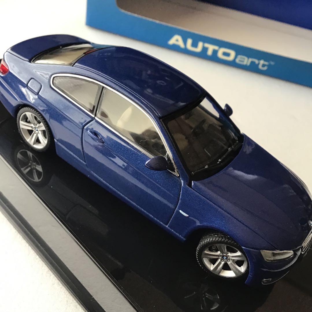 匿名発送AUTOart  3 Series coupe2005 1/43