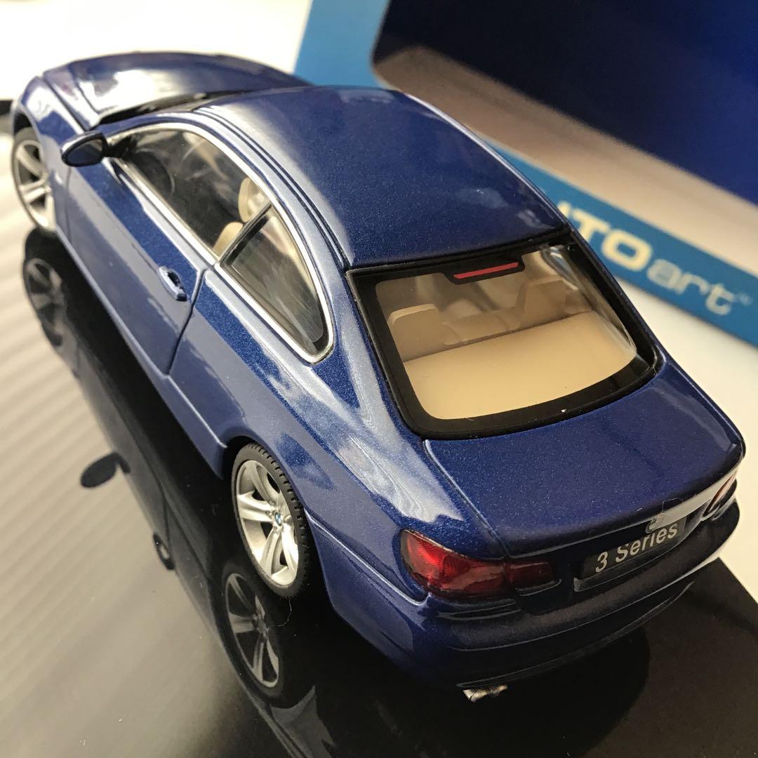 匿名発送AUTOart  3 Series coupe2005 1/43