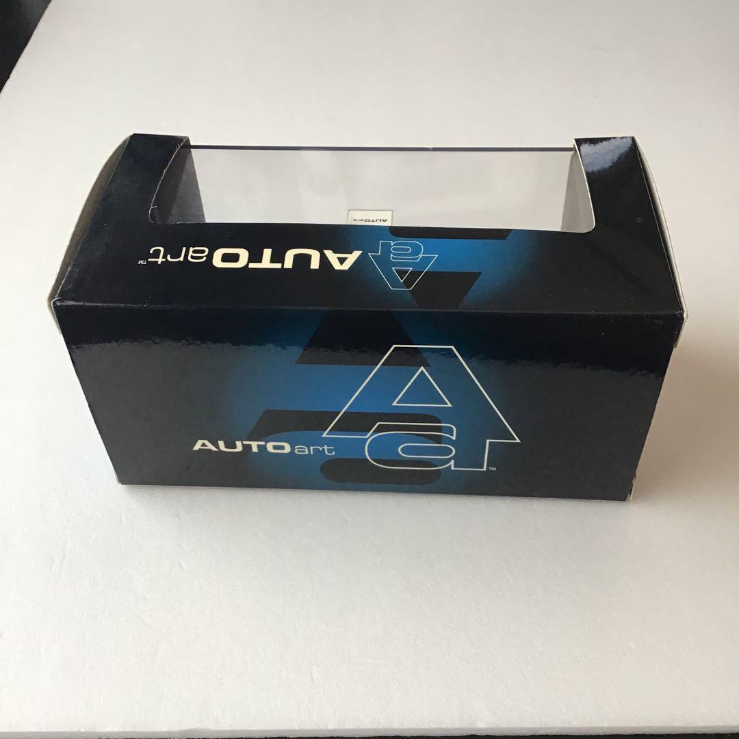 匿名発送AUTOart  3 Series coupe2005 1/43