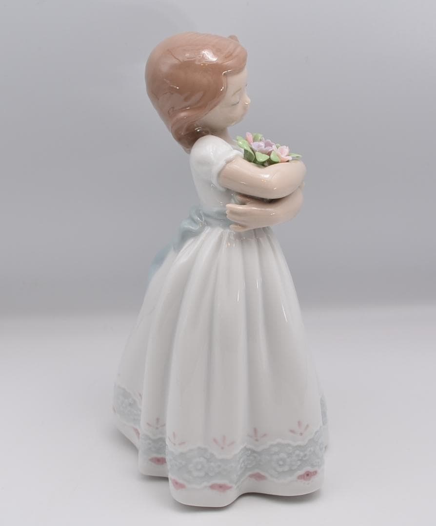 さわやかな風　＃8248　★リヤドロ　スペイン　ポーセリン　ご成約済み