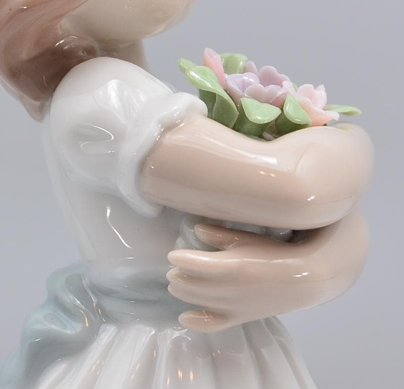 さわやかな風　＃8248　★リヤドロ　スペイン　ポーセリン　ご成約済み