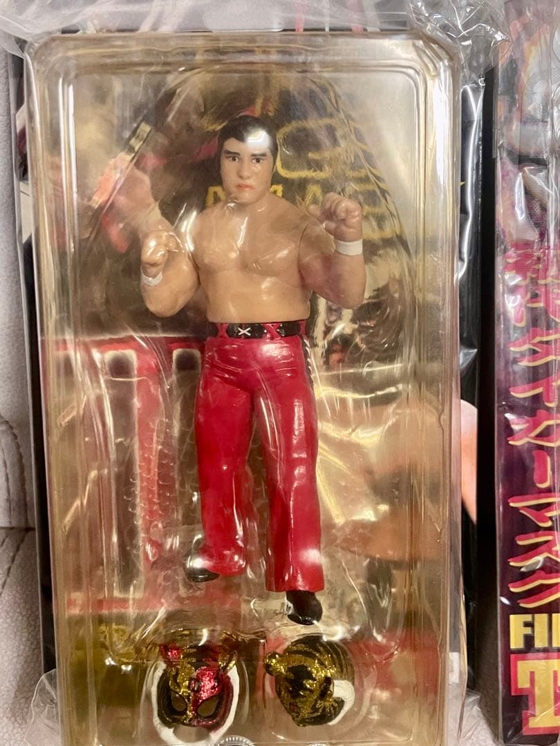 初代　タイガーマスク フィギュア 3体セット　佐山聡