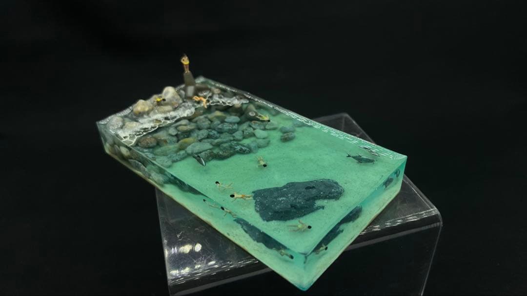 清流で泳ぐ子供たち　ジオラマ