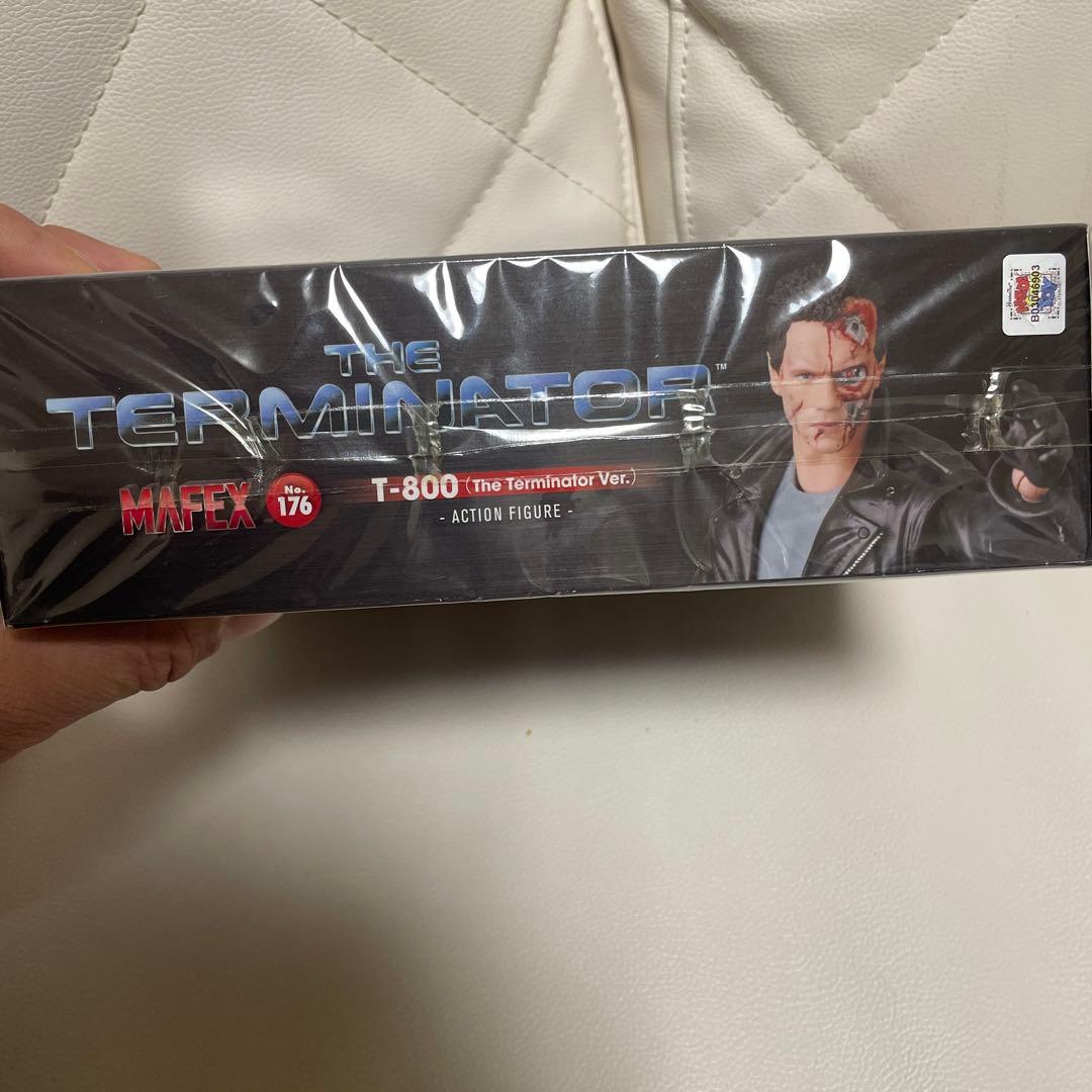 MAFEX T-800 (The Terminator Ver.) フィギュア