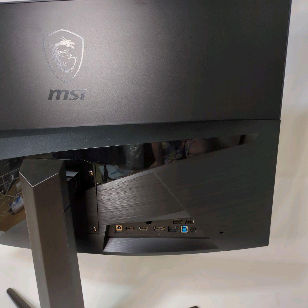訳アリ msi 4kモニター MAG321CURV 湾曲モニター