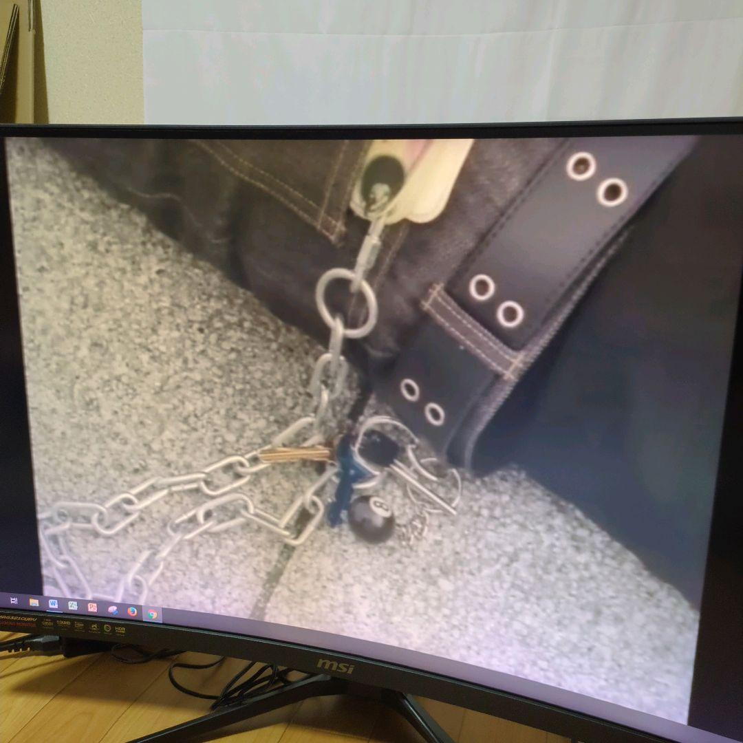 訳アリ msi 4kモニター MAG321CURV 湾曲モニター