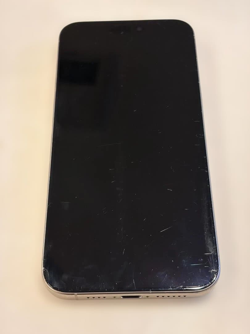 iPhone 15 Pro Max 256GB SIMフリー チタニウム