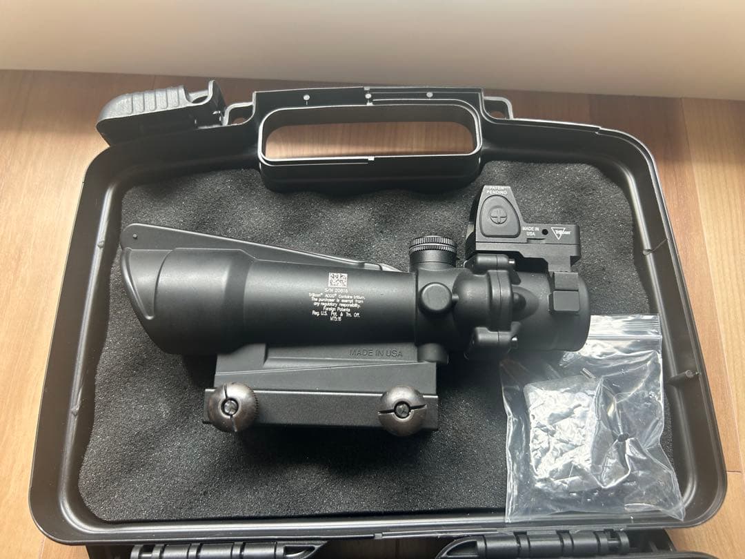 Trijicon ACOG 光学サイト