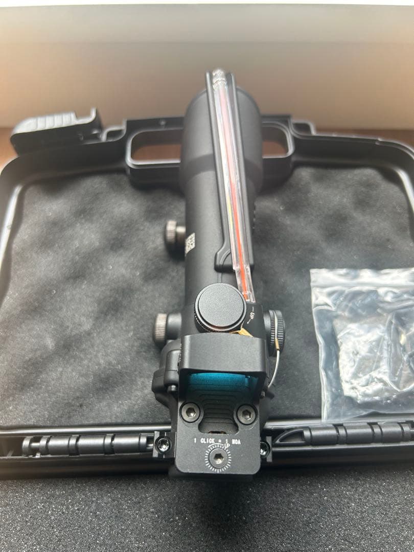 Trijicon ACOG 光学サイト