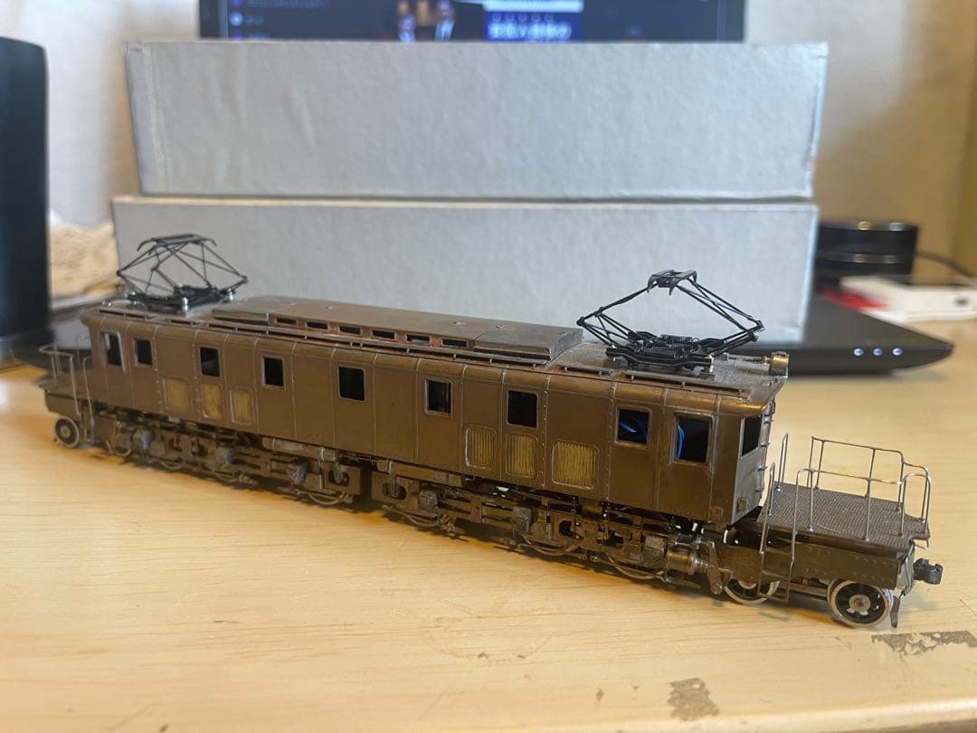 HOゲージ 電気機関車 EF