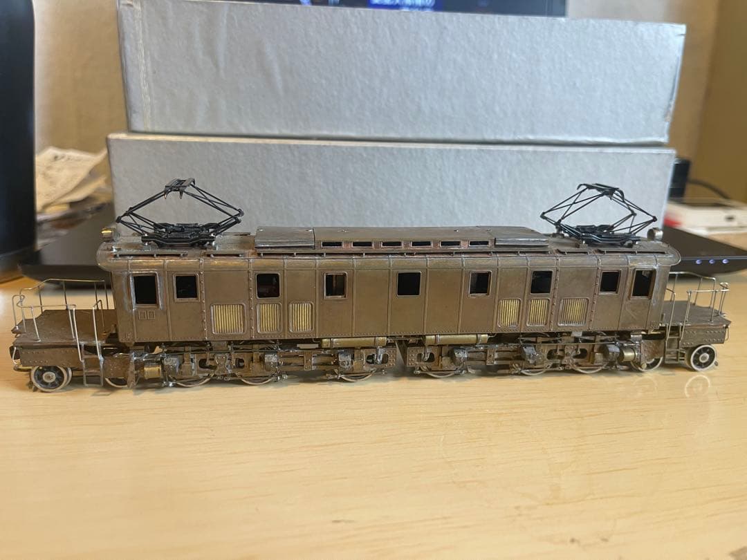 HOゲージ 電気機関車 EF