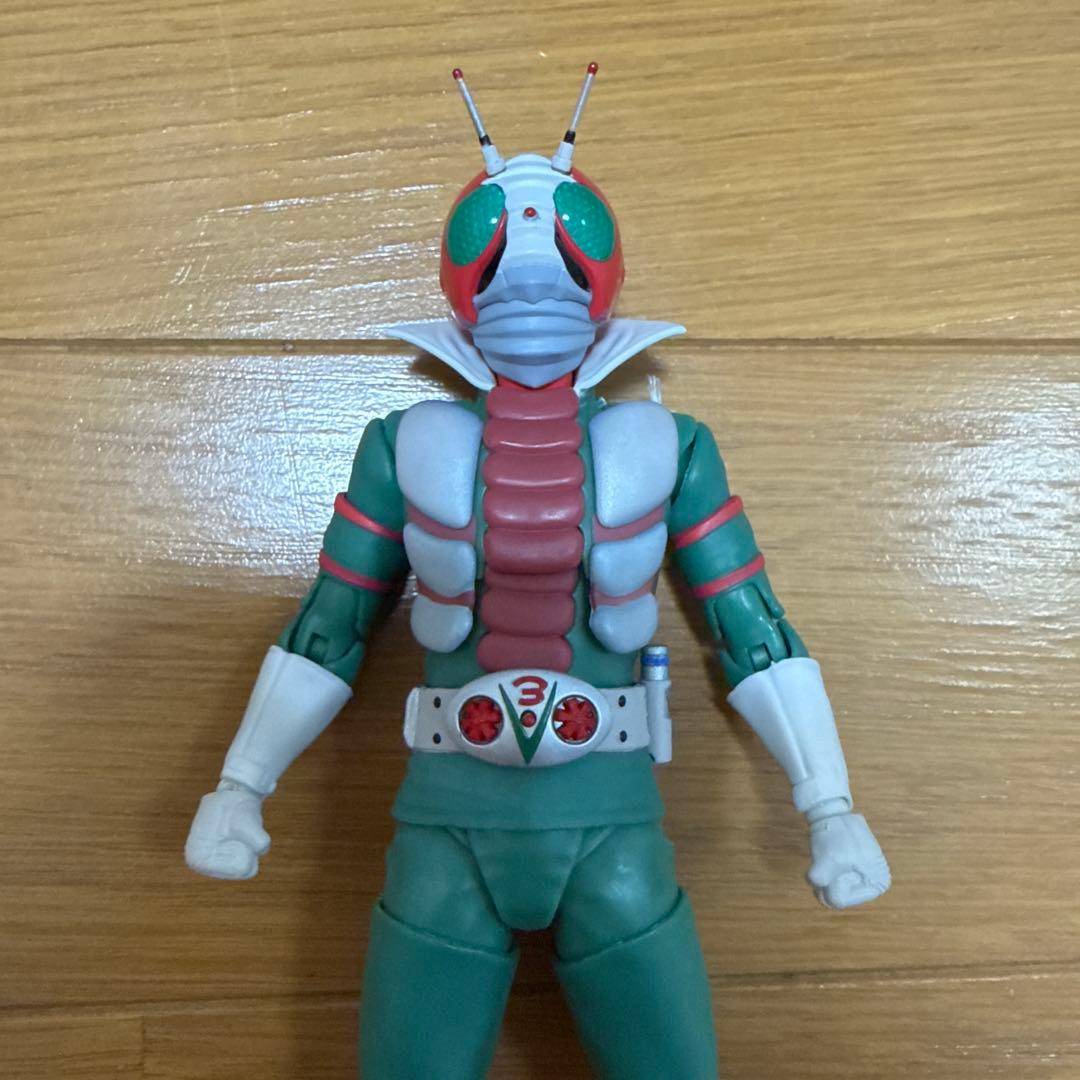 【ジャンク品】　S.Hフィギュアーツ　真骨彫製法　仮面ライダーV3