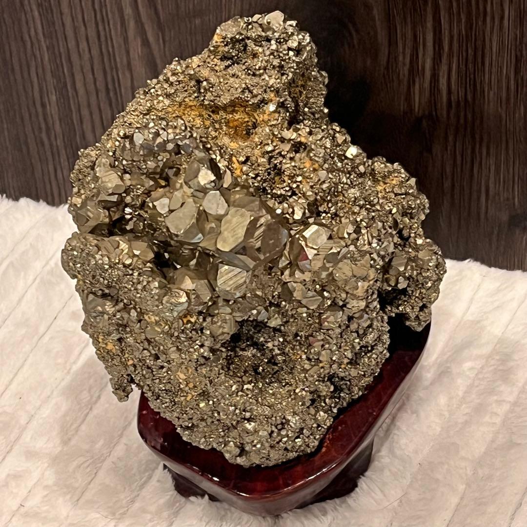 パイライト　黄鉄鉱　置物　2.8キロ