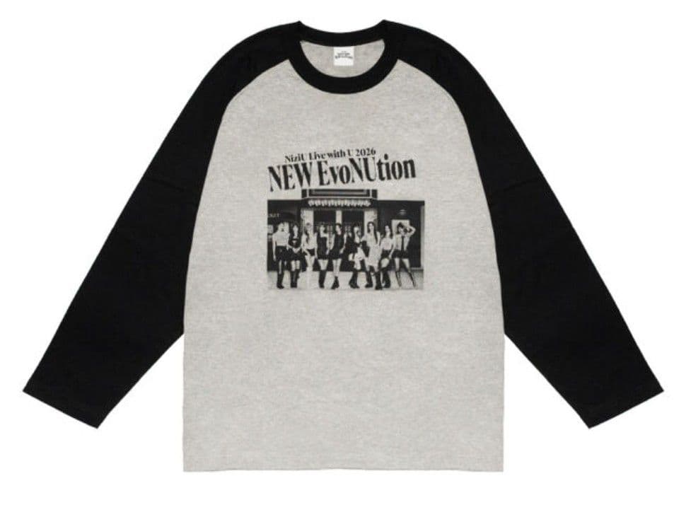 NiziU オーバーサイズ ラグランTシャツ Lサイズ&会場限定特典トレカ2枚