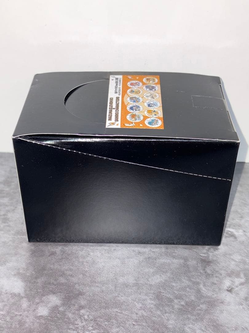 イナズマイレブン　GO サンリオキャラクターズ　缶バッジ　11個　1BOX