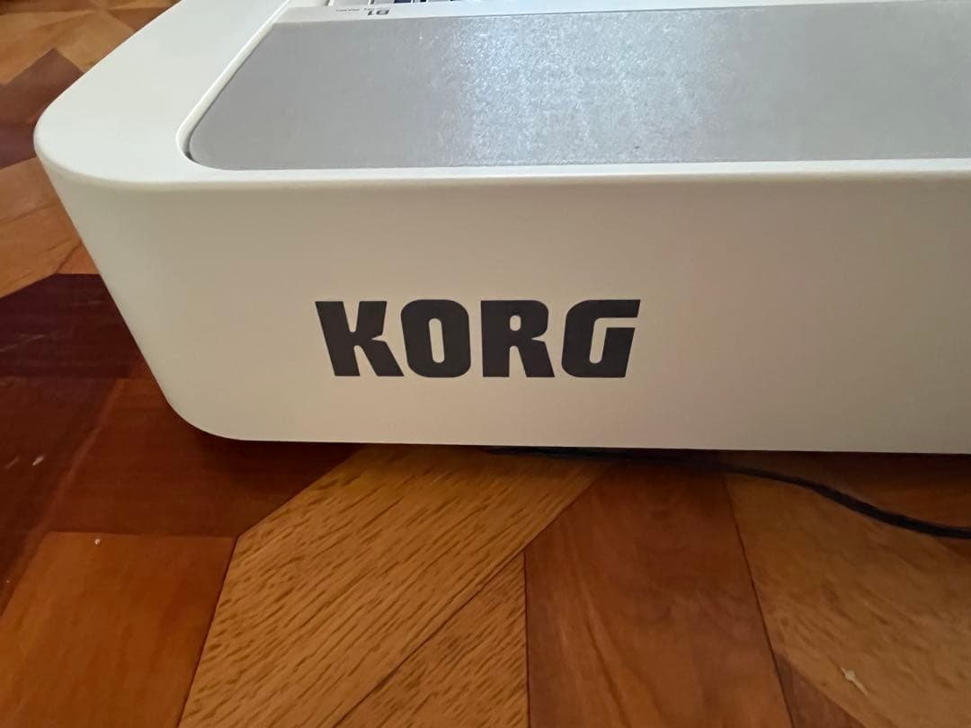 KORG 電子ピアノ B1 ホワイト 動作確認済・付属品あり