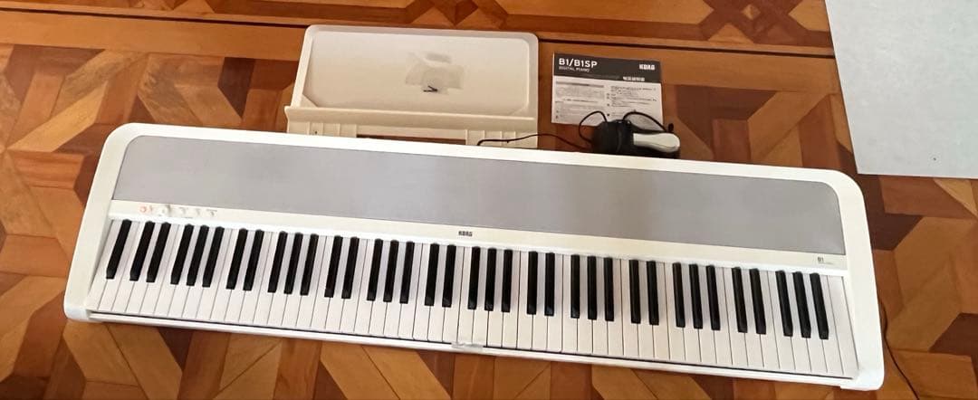 KORG 電子ピアノ B1 ホワイト 動作確認済・付属品あり
