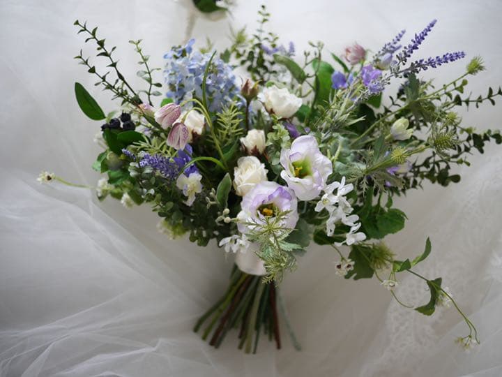 送料込！！アーティフィシャルフラワーブーケ⭐︎小花ブーケ&ブートニアセット