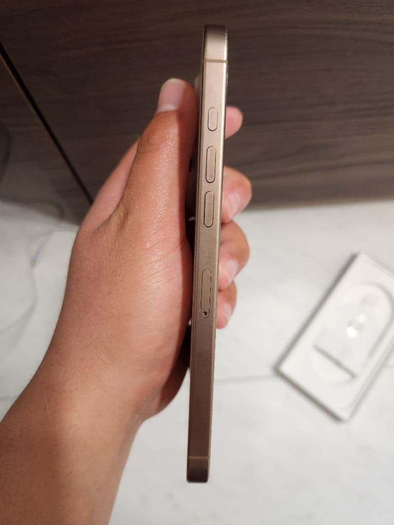 Apple iPhone16 proMax 512GB デザートチタニウム