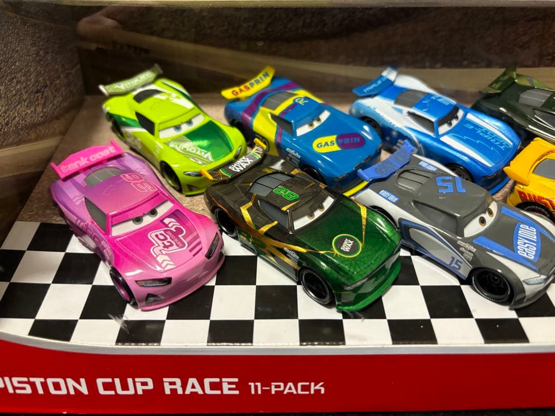 カーズ　マテル　PISTON CUP RACE 11-PACK 希少