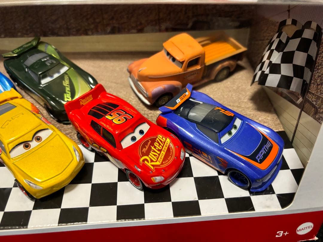 カーズ　マテル　PISTON CUP RACE 11-PACK 希少