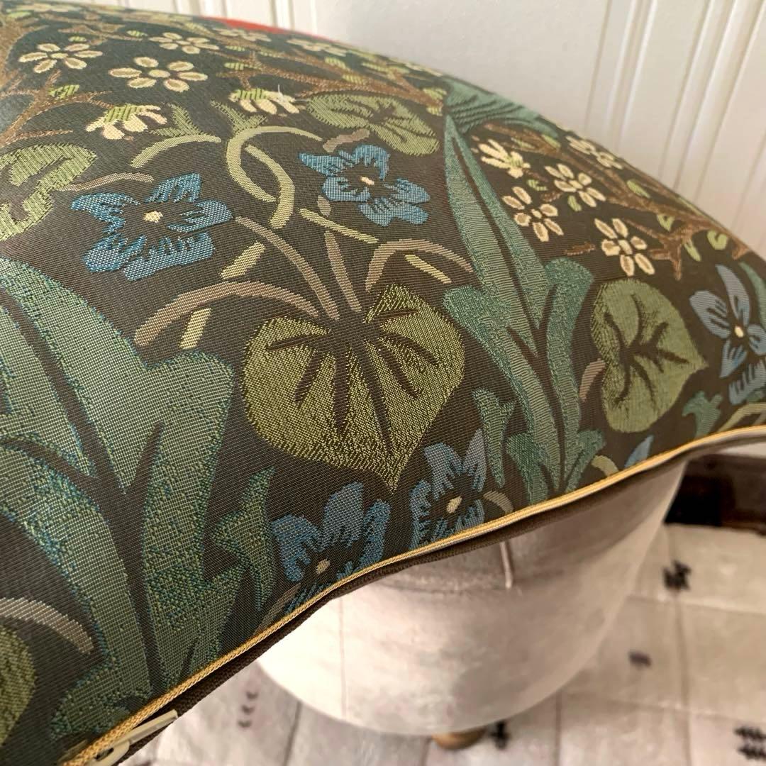 クンユ　#966 クッションカバー　44角 ブラックソーン