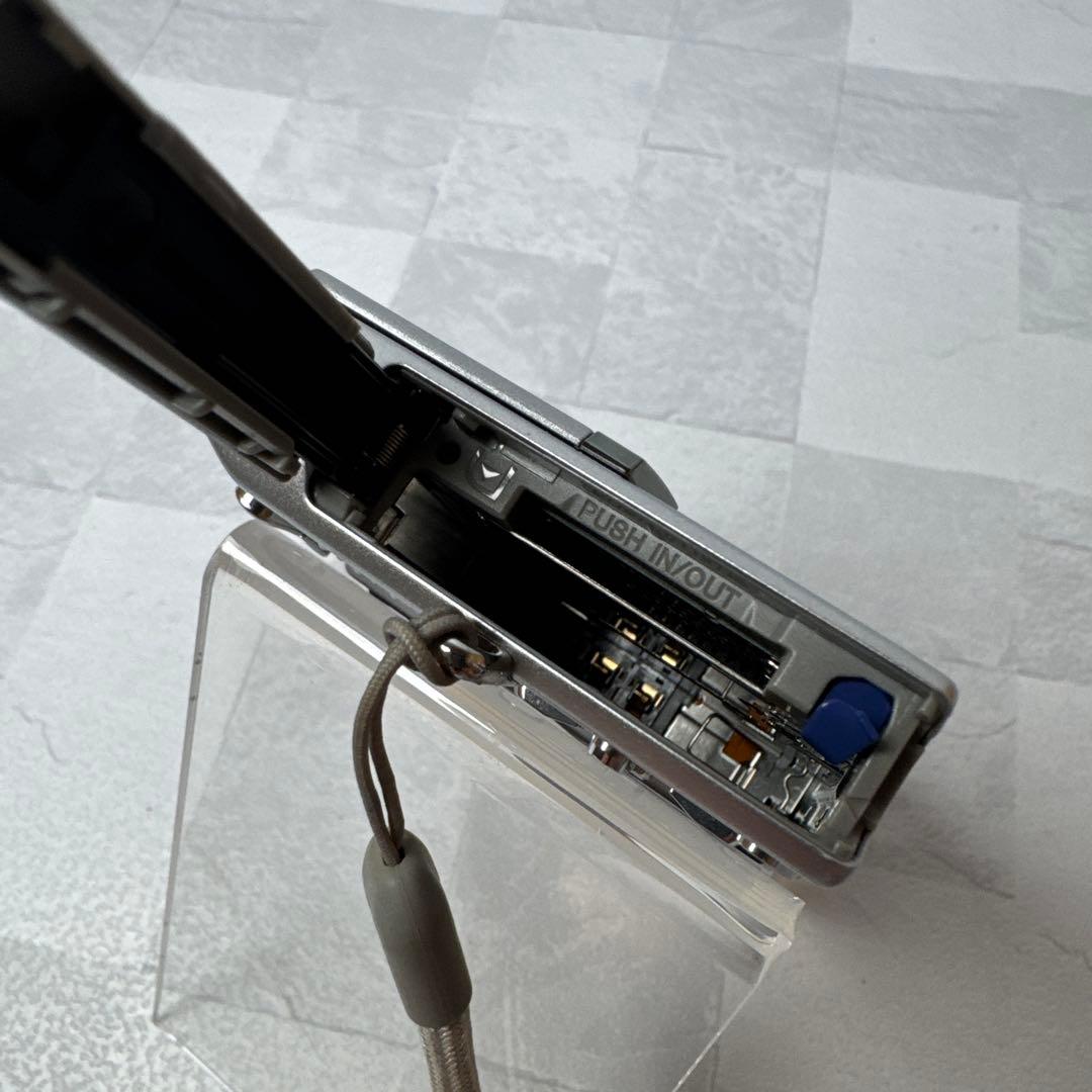 B117 SONY Cyber shot DSC T9ソニー サイバーショット