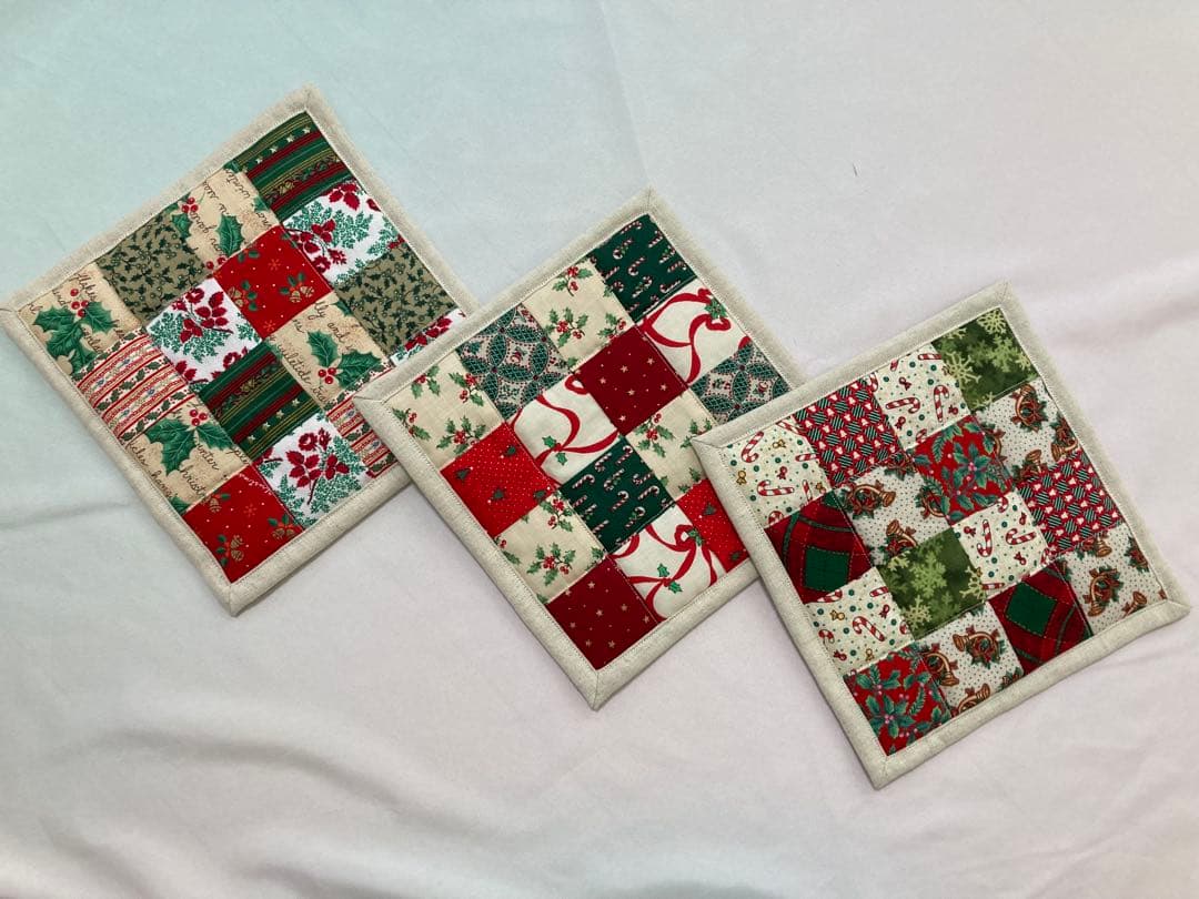 クリスマスパッチワークキルトまとめて　ハンドメイド