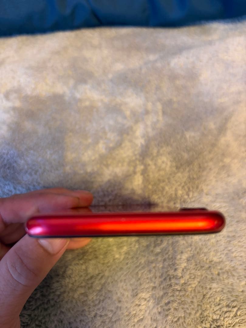 美品 iPhone SE 第2世代 128GB 赤 社外バッテリー