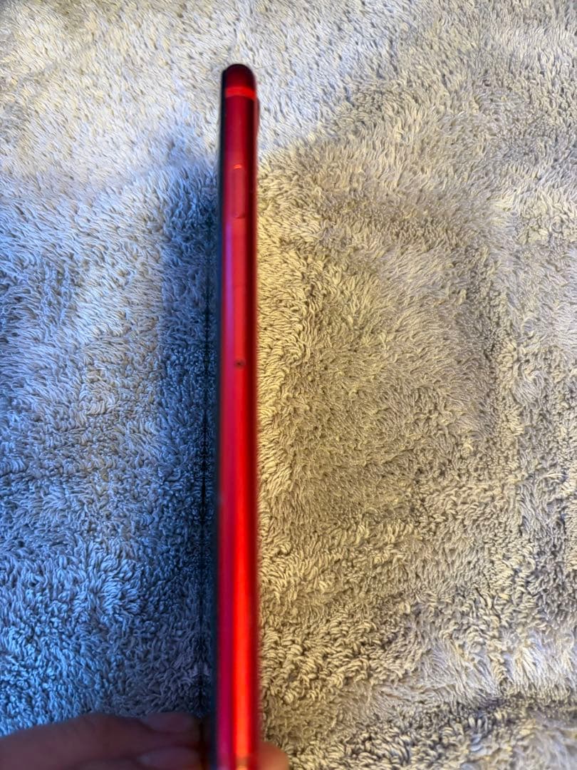 美品 iPhone SE 第2世代 128GB 赤 社外バッテリー