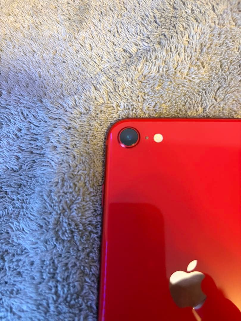 美品 iPhone SE 第2世代 128GB 赤 社外バッテリー