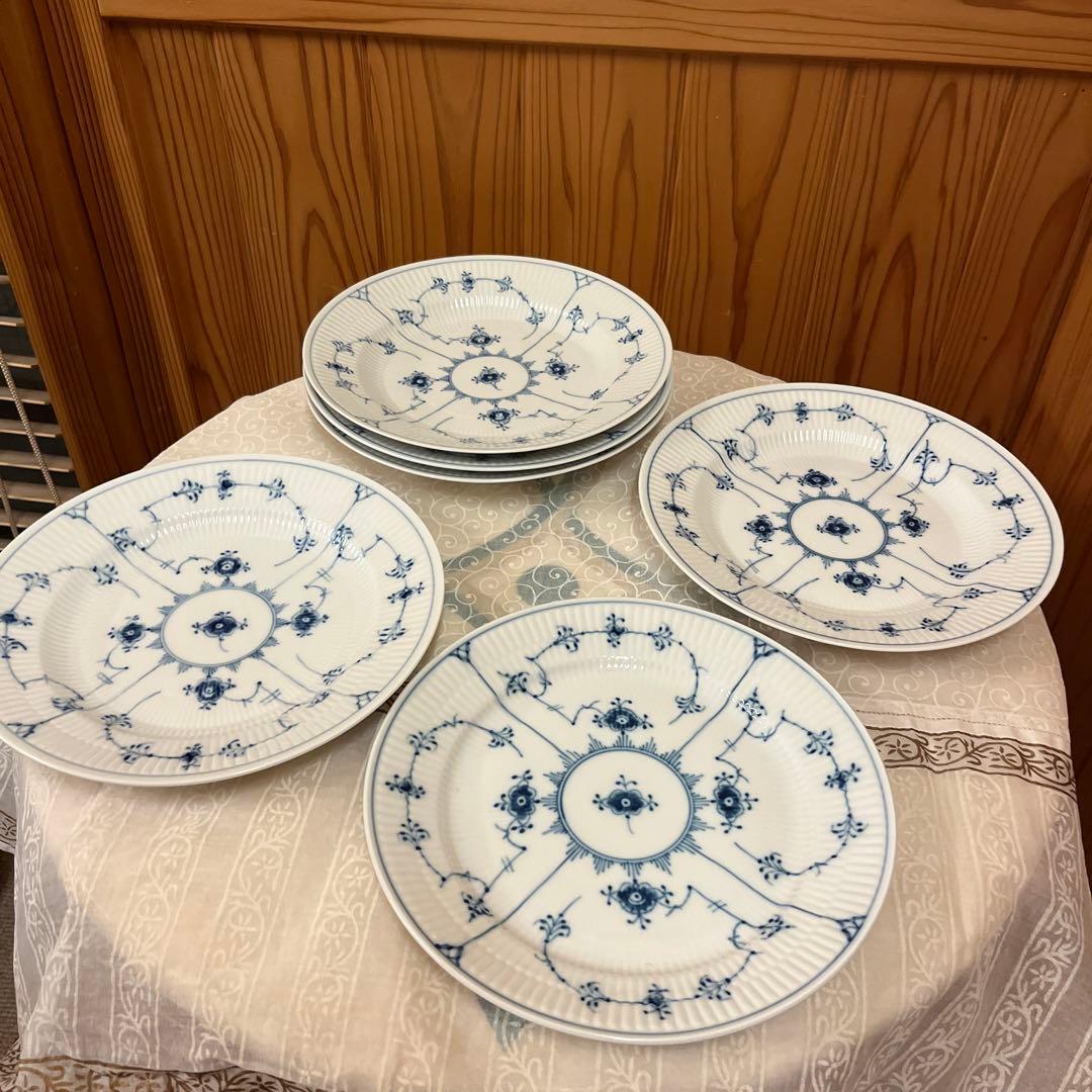 にかちゃん様　ロイヤルコペンハーゲン ブルーフルーテッド大皿 8枚セット