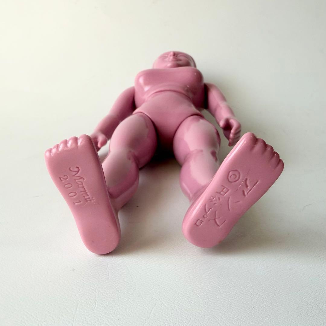 マーミット　アンヌ隊員　未塗装　ピンク　ソフビ　フィギュア