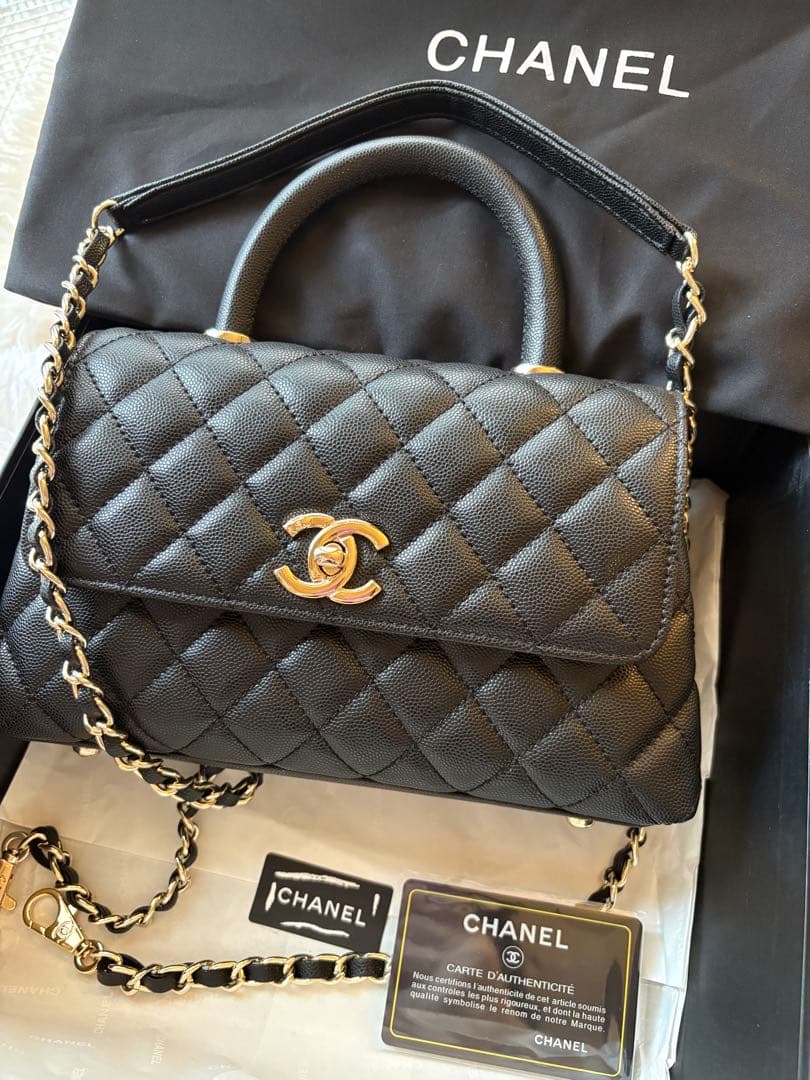CHANEL ココハンドル　24 ブラック　ノベルティ