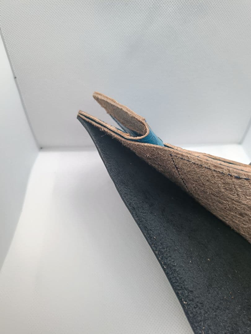 三つ折り財布 ブラック×ターコイズ 新品未使用　クロコ型押し　新品　大容量