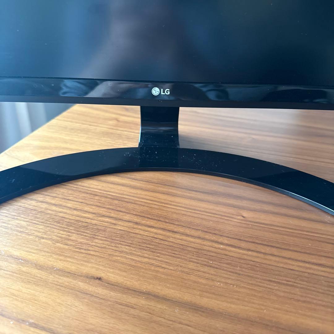 LG24 モニター 本体 アーチ型スタンド