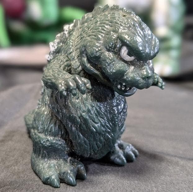 ミニラ（ブルマァク復刻）＆カマキラス（マルサン）ソフビフィギュア２体セット＋１