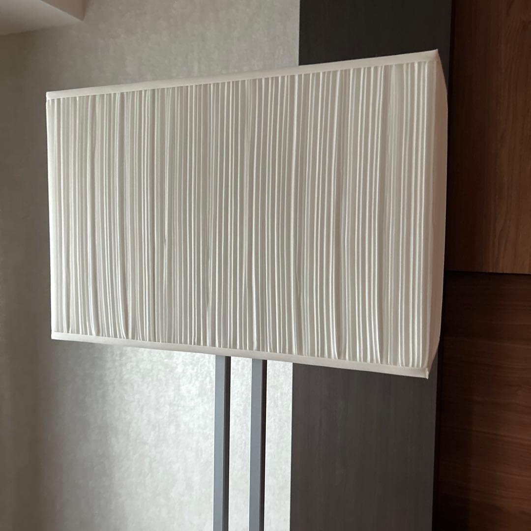 【新古品】ヤマギワ　YAMAGIWA BAUMN フロアライト ホワイトW450