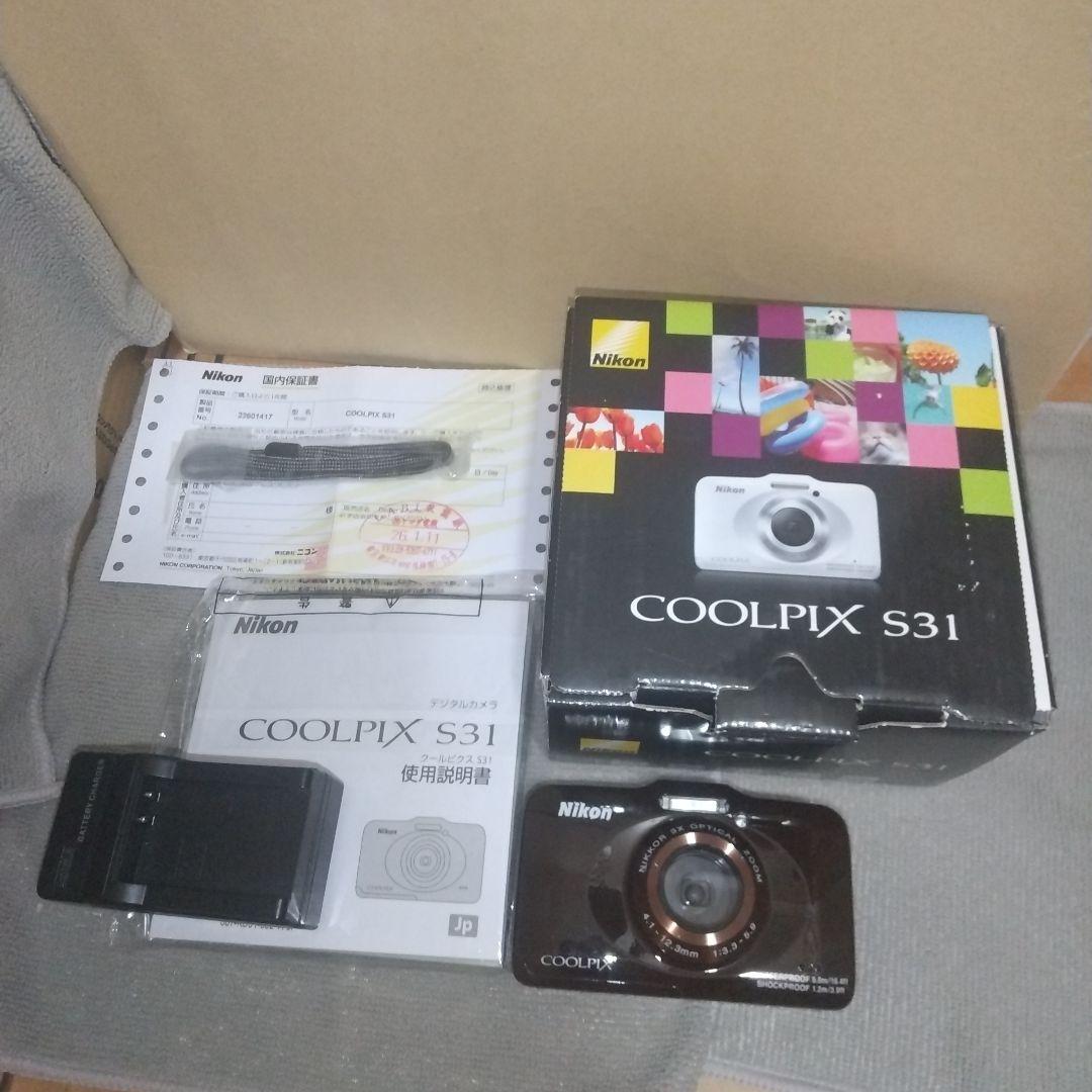 ⑨ Nikon COOLPIX S31 ブラウン