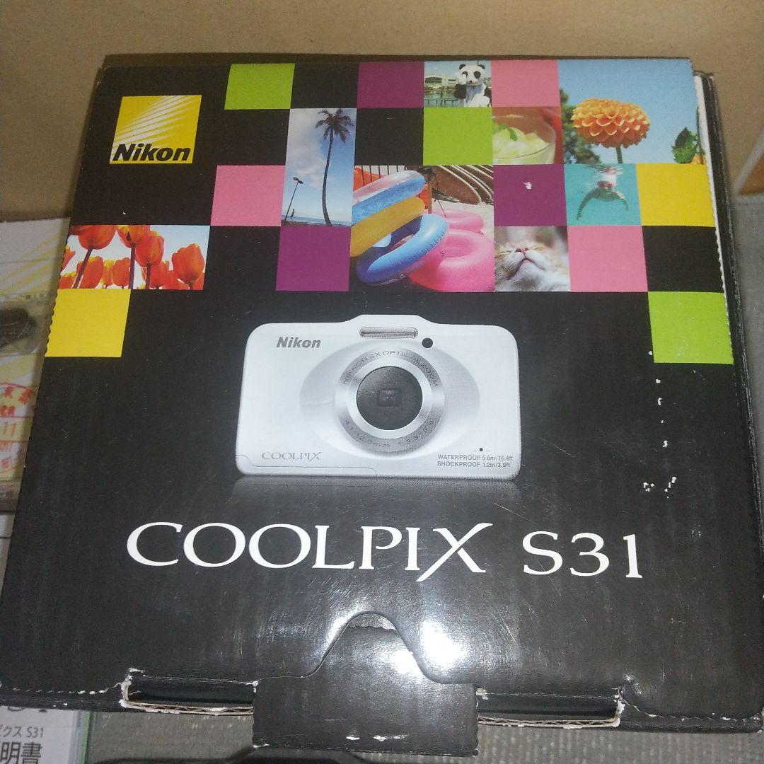 ⑨ Nikon COOLPIX S31 ブラウン