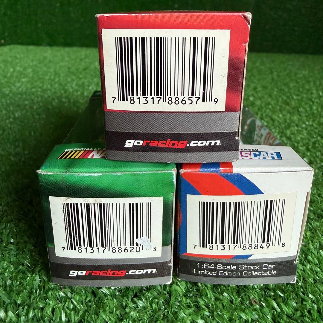 a229-6】ナスカー カール・エドワーズ #60 レーシングカー 3台セット