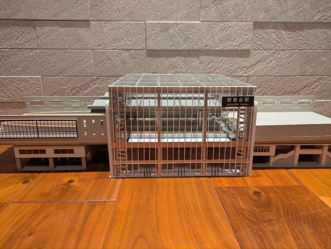 Nゲージ　自作ストラクチャー　高架駅舎　ジオラマ