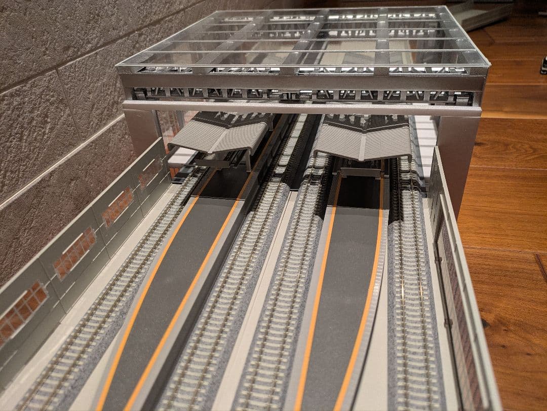 Nゲージ　自作ストラクチャー　高架駅舎　ジオラマ