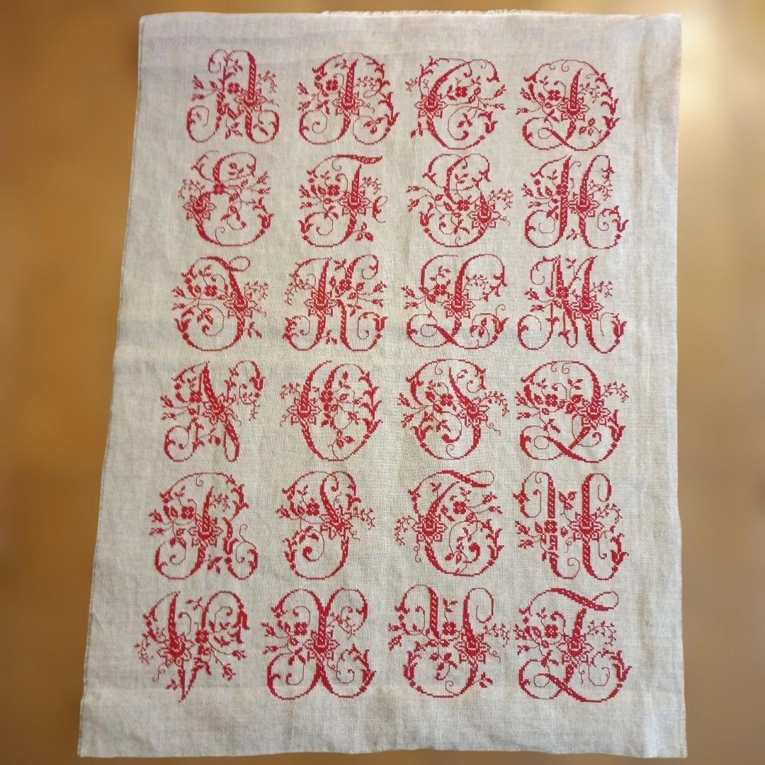 サジュウ　大型ハンドメイド　モノグラム図案　クロスステッチ完成品